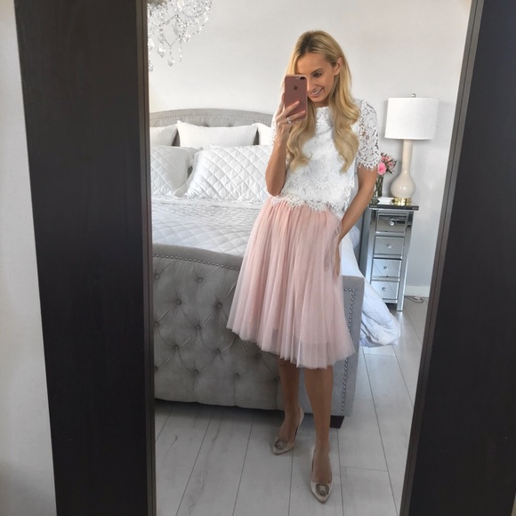 Blush / Pink Tulle Skirt With Elastic Band - Picture 3 of 8